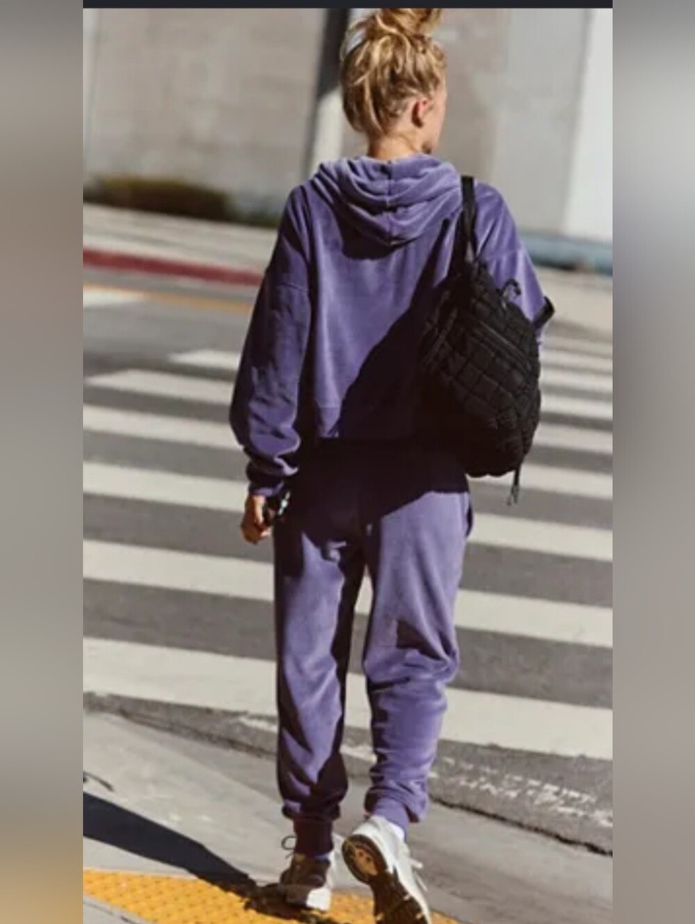 NWT FREE PEOPLE UNDEFEATED VELOUR SET!! SOLD OUT!! $198 RETAIL SIZE LARGE - Picture 3 of 10